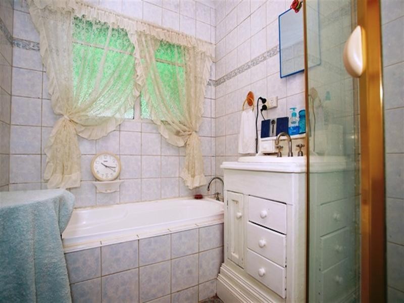 19 Chifley Crescent, Dandenong North VIC 3175