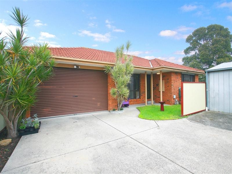 2/12 Wall Street, Noble Park VIC 3174