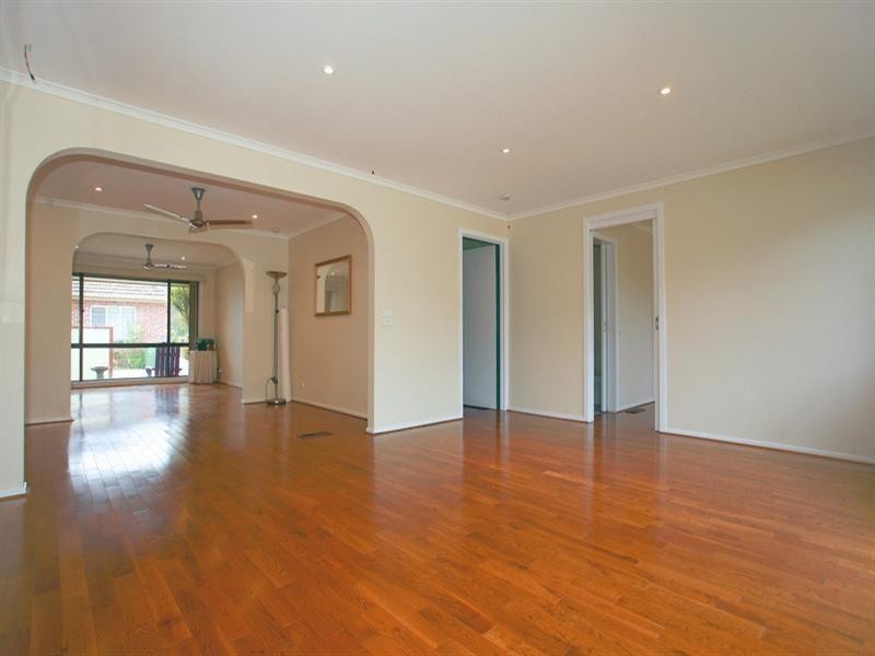 2/12 Wall Street, Noble Park VIC 3174