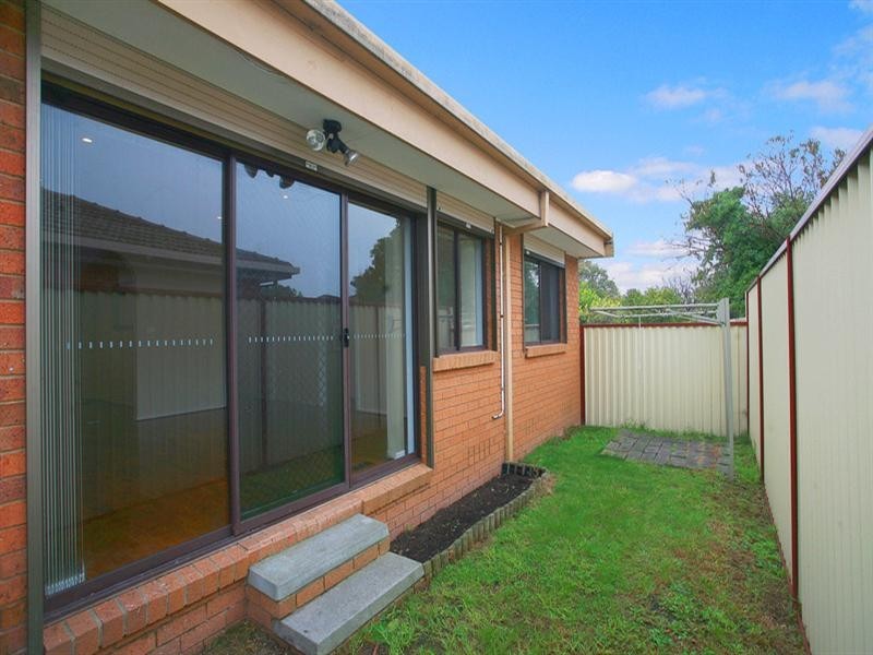 2/12 Wall Street, Noble Park VIC 3174