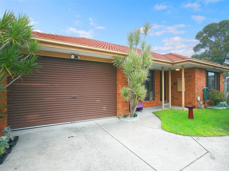 2/12 Wall Street, Noble Park VIC 3174