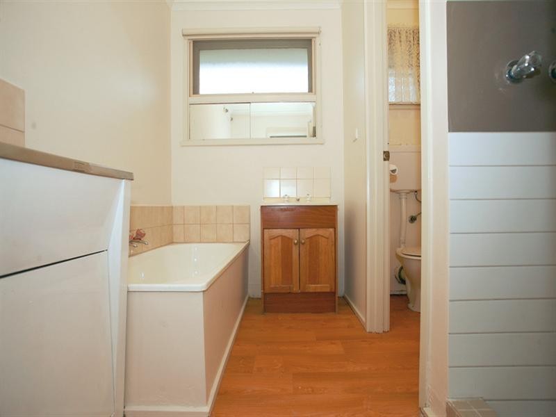 2/97 McCrae Street, Dandenong VIC 3175