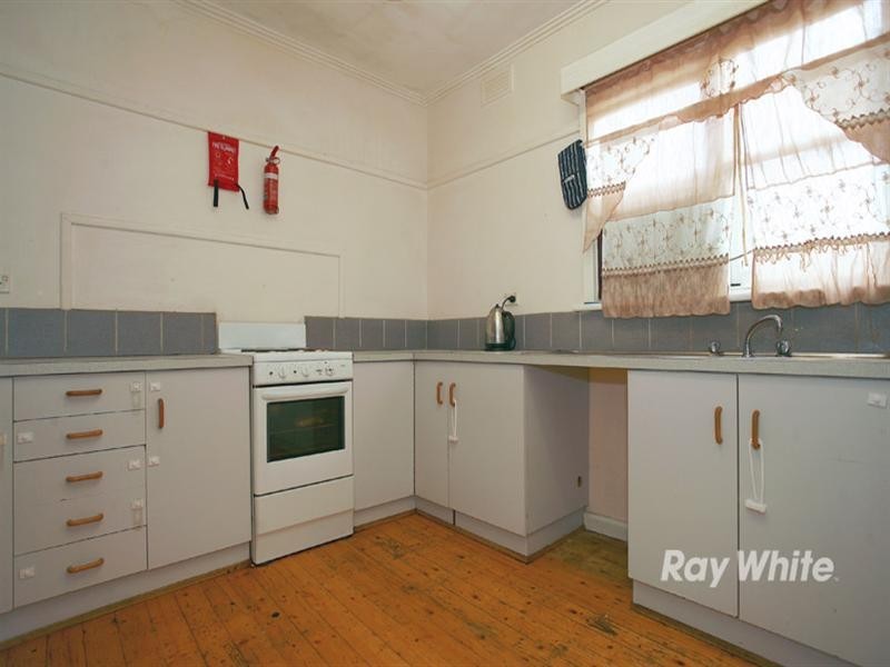 40 Gladstone Road, Dandenong VIC 3175