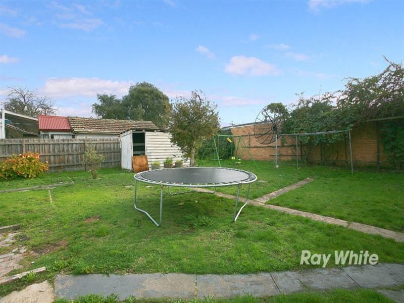 40 Gladstone Road, Dandenong VIC 3175