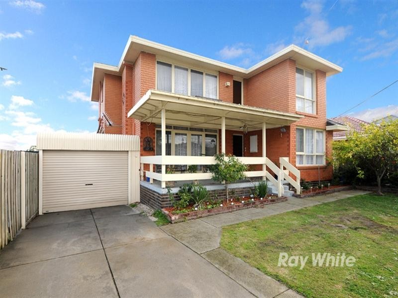 4 Carlyon Court, Springvale VIC 3171