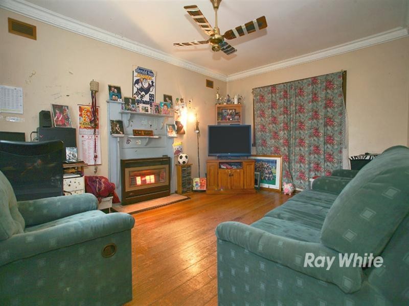 7 Through Road, Noble Park VIC 3174