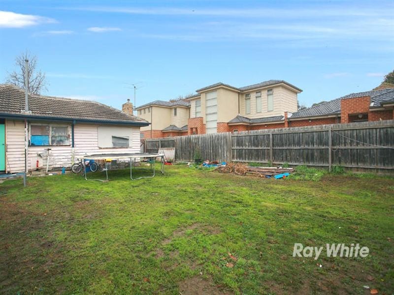 7 Through Road, Noble Park VIC 3174