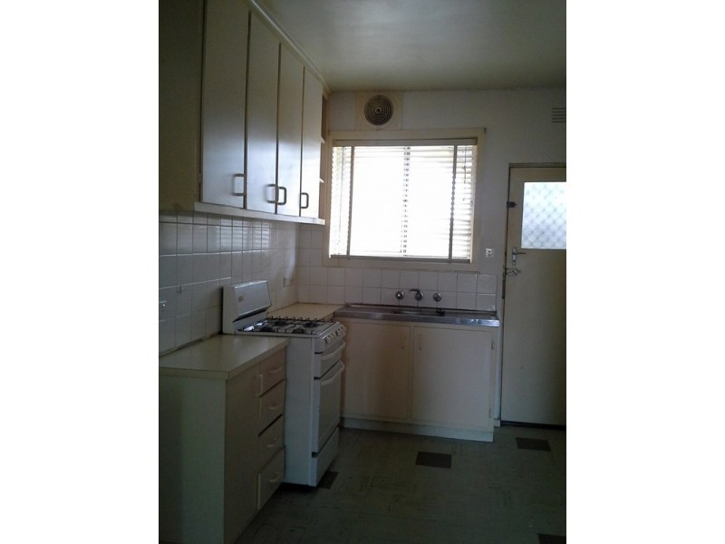 2/15 Hutton Street, Dandenong VIC 3175