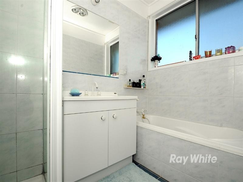 40 Kingswood Crescent, Noble Park North VIC 3174