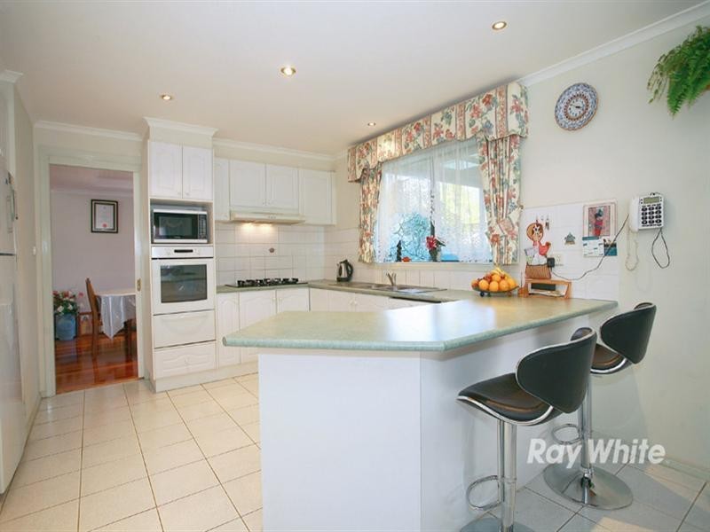 10 Whitmorr Court, Noble Park VIC 3174