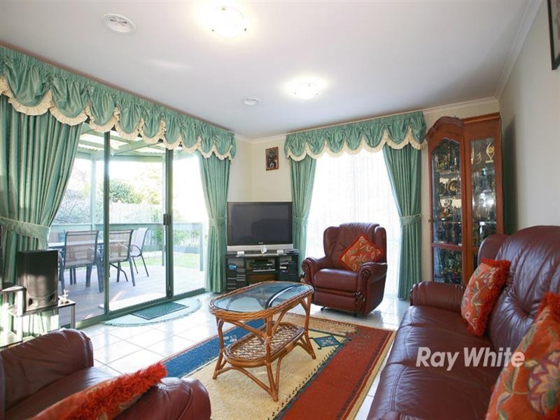 10 Whitmorr Court, Noble Park VIC 3174