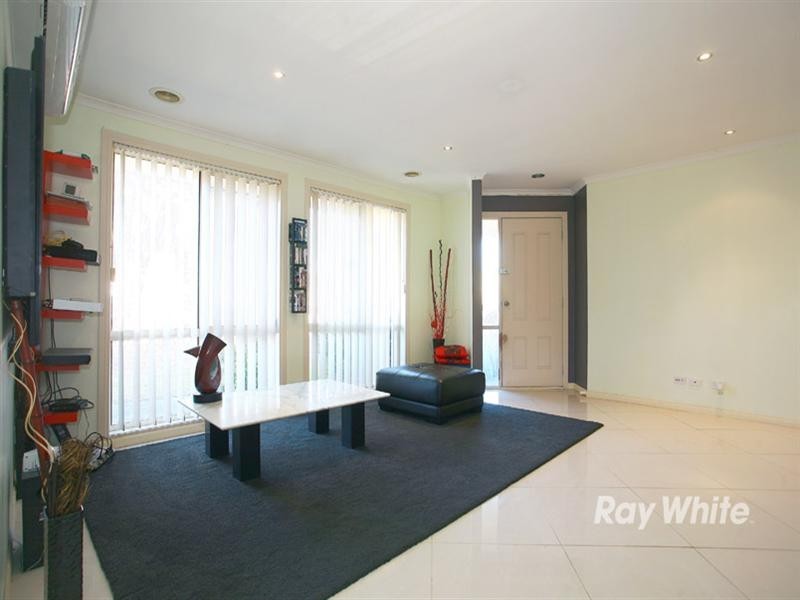 2/1A Whitmorr Court, Noble Park VIC 3174