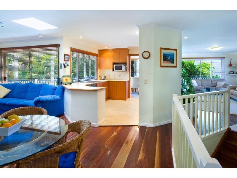 Castaways Beach QLD 4567