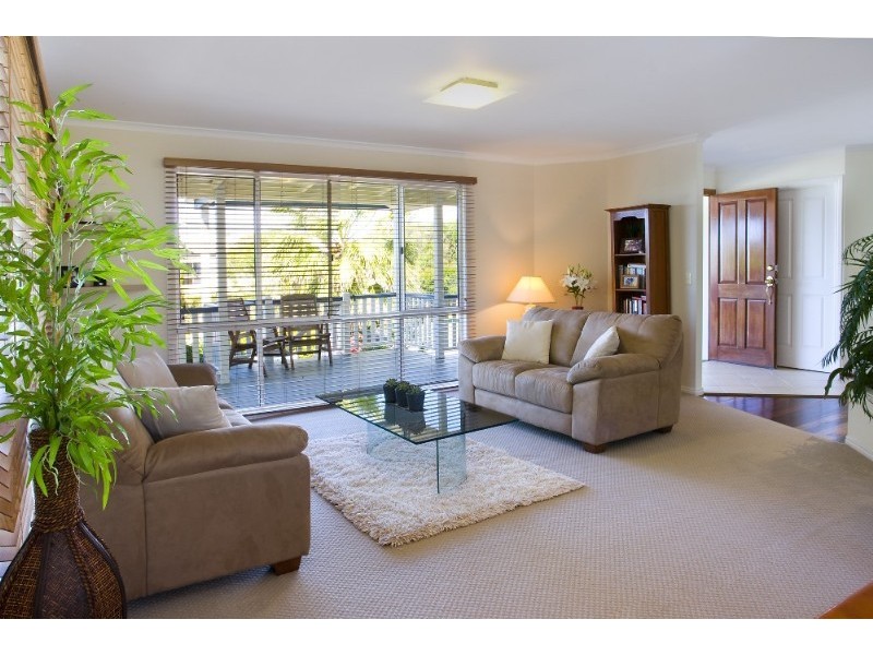 Castaways Beach QLD 4567