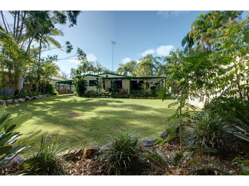 19 Palm Grove Crescent, Tewantin QLD 4565