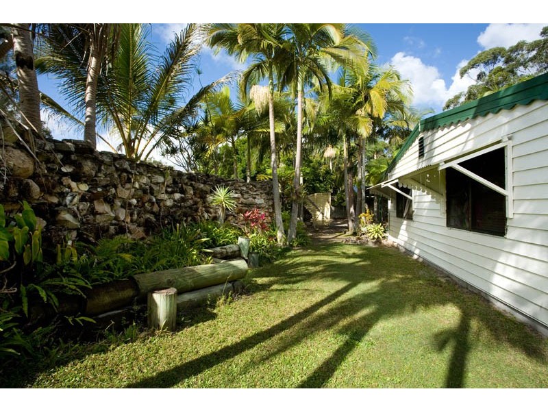 19 Palm Grove Crescent, Tewantin QLD 4565