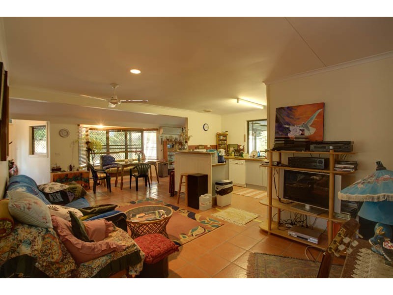 19 Palm Grove Crescent, Tewantin QLD 4565