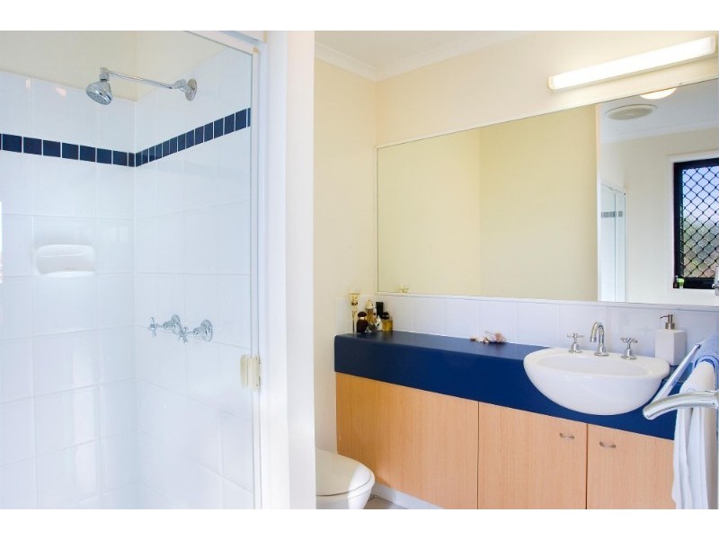 7/8 Beacon Court, Sunrise Beach QLD 4567