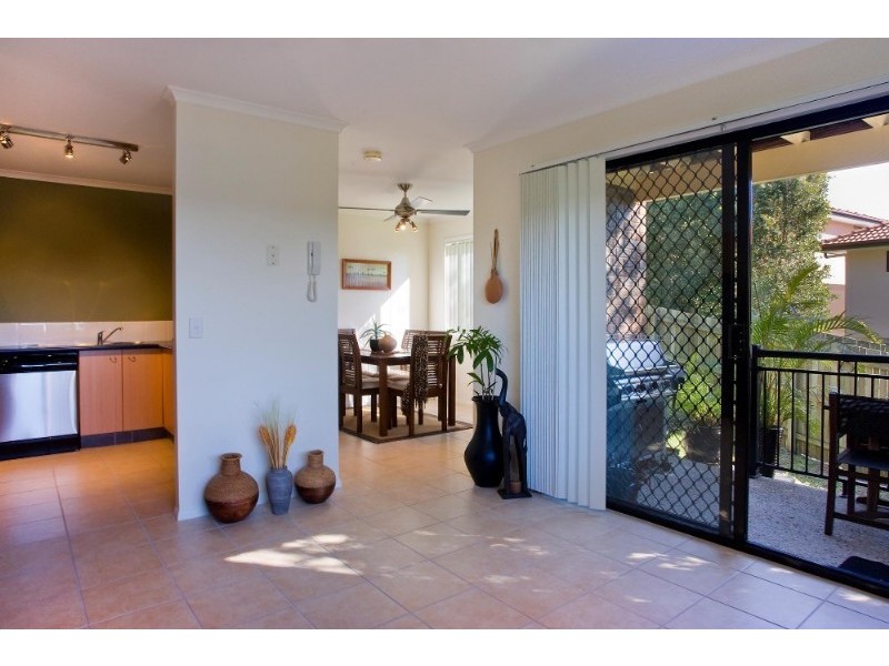 7/8 Beacon Court, Sunrise Beach QLD 4567