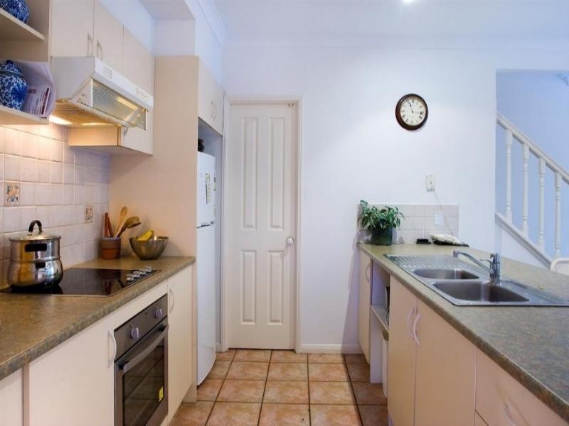 4/14 Sunseeker Close, Noosaville QLD 4566