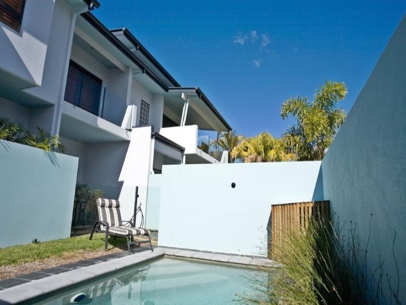 2/129 Noosa Parade, Noosaville QLD 4566