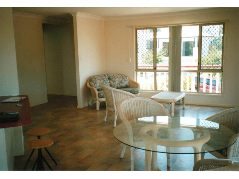 Castaways Beach QLD 4567