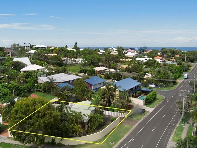 16 Dame Patti Drive, Sunrise Beach QLD 4567
