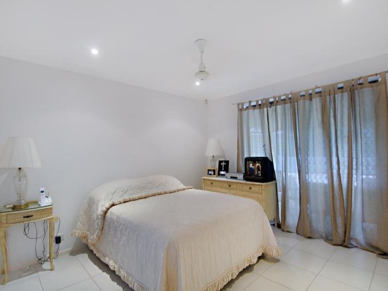 16 Dame Patti Drive, Sunrise Beach QLD 4567