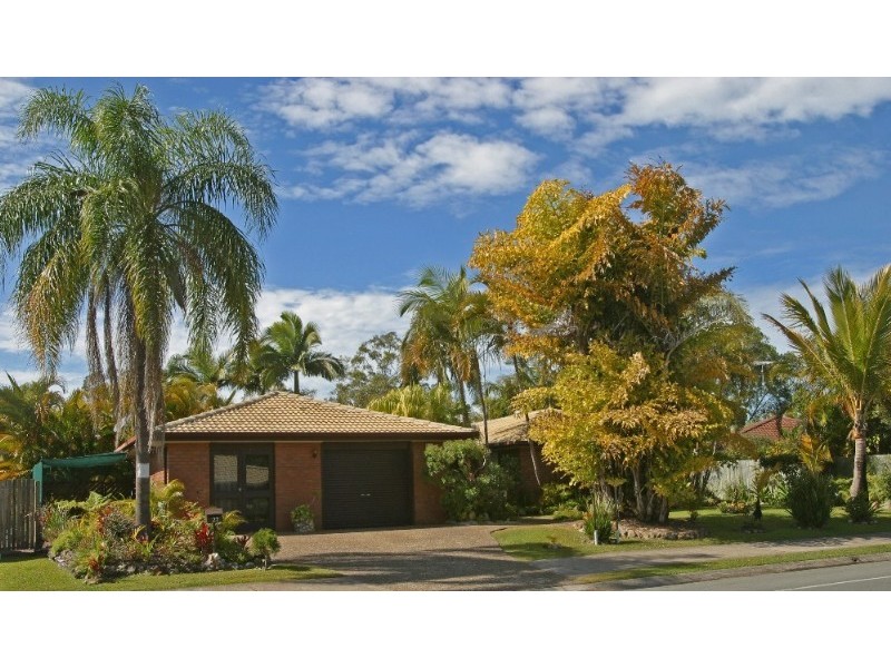 27 St Andrews Drive, Tewantin QLD 4565