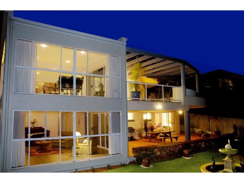 Castaways Beach QLD 4567