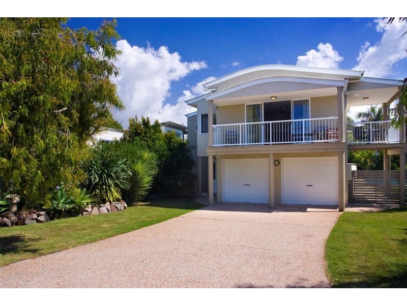 Castaways Beach QLD 4567