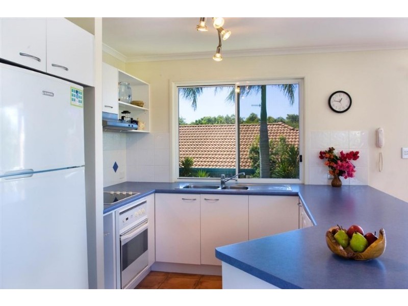 Castaways Beach QLD 4567