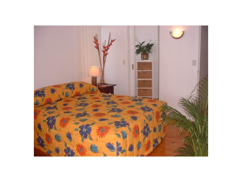 Sunrise Beach QLD 4567