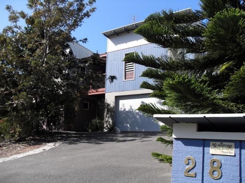 28 Driftwood Drive, Castaways Beach QLD 4567