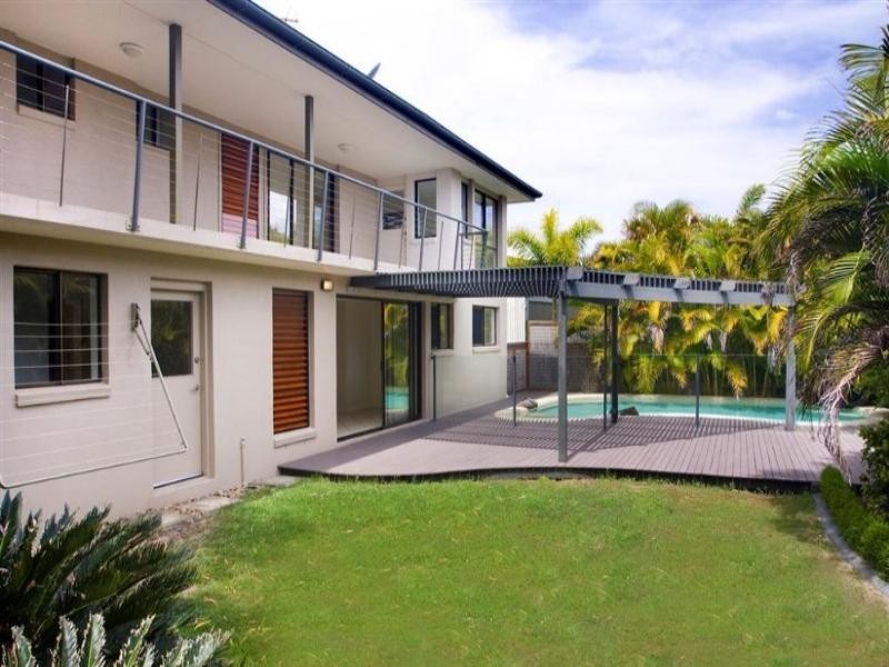 15 Oceania Crescent, Sunshine Beach QLD 4567