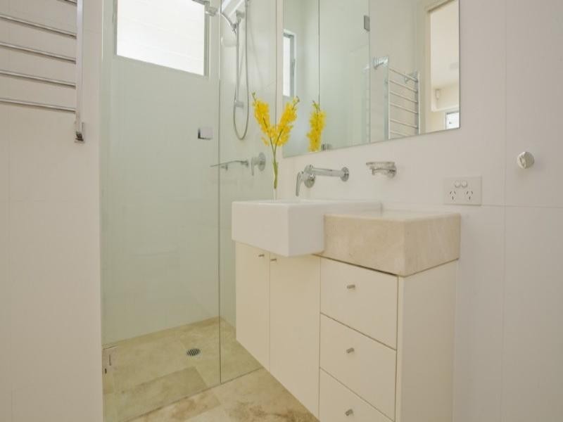 2/8 Hill Street, Sunshine Beach QLD 4567