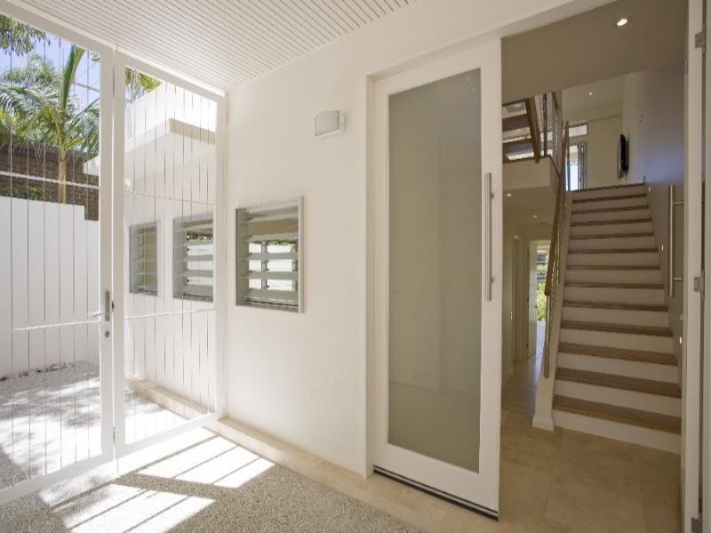 2/8 Hill Street, Sunshine Beach QLD 4567