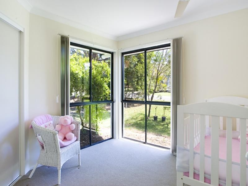 16 Honeyeater Avenue, Noosaville QLD 4566
