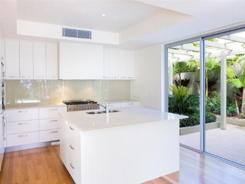 32 Arkana Drive, Noosa Heads QLD 4567