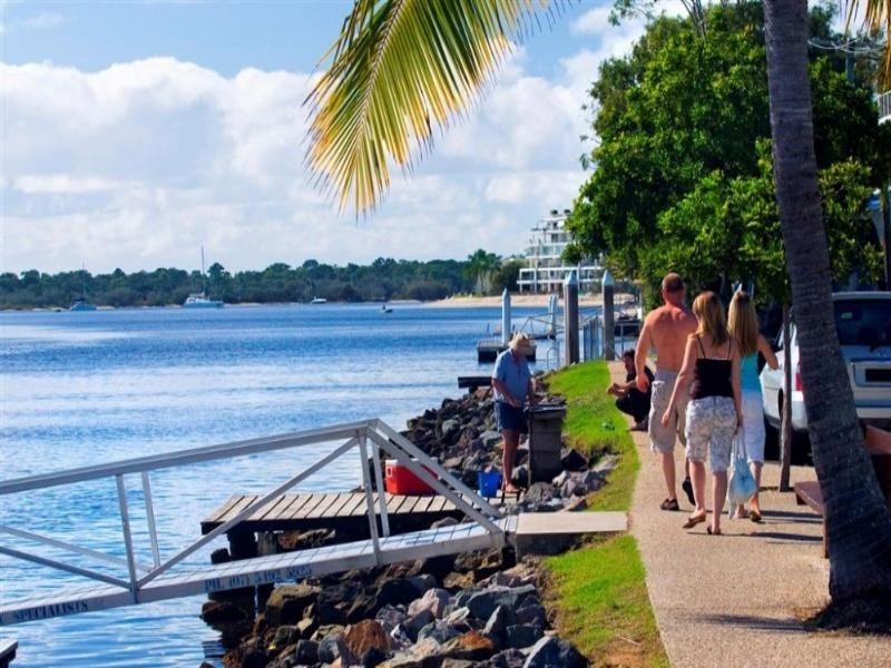 1/15 Albert Street, Noosaville QLD 4566