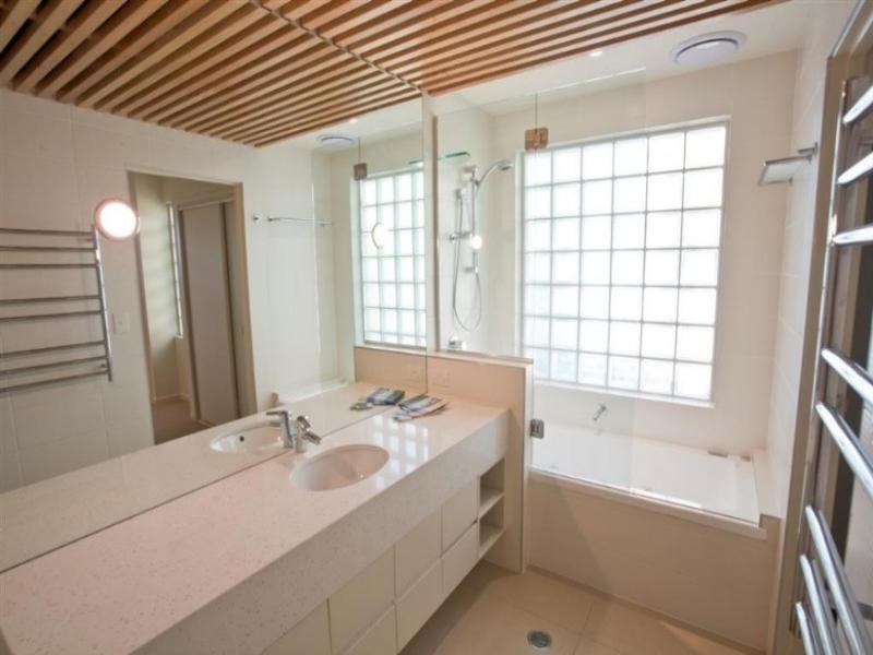 1/15 Albert Street, Noosaville QLD 4566