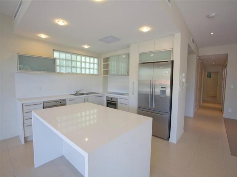 1/15 Albert Street, Noosaville QLD 4566