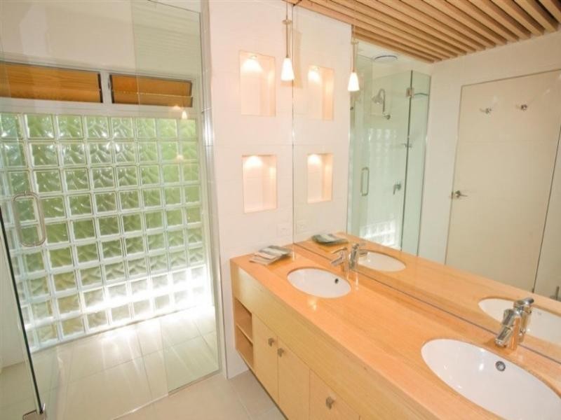 1/15 Albert Street, Noosaville QLD 4566