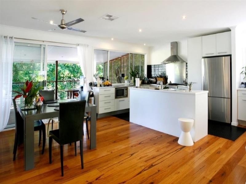 25 Currawong Street, Noosa Heads QLD 4567