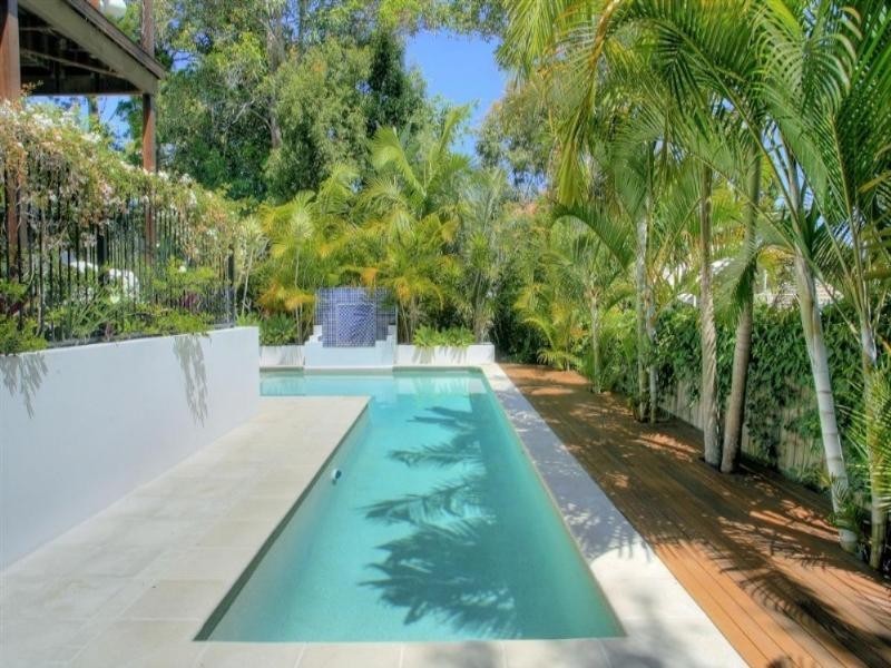 25 Currawong Street, Noosa Heads QLD 4567