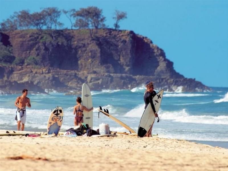 25 Currawong Street, Noosa Heads QLD 4567