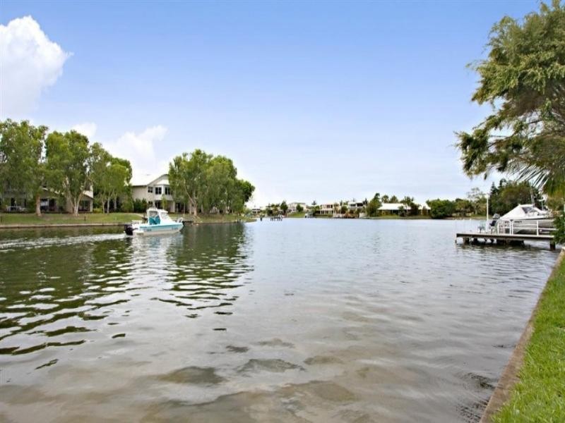 3 Riverbreeze Avenue, Noosaville QLD 4566