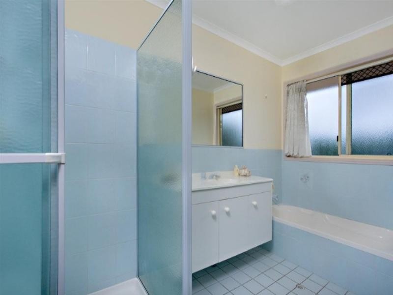 3 Riverbreeze Avenue, Noosaville QLD 4566