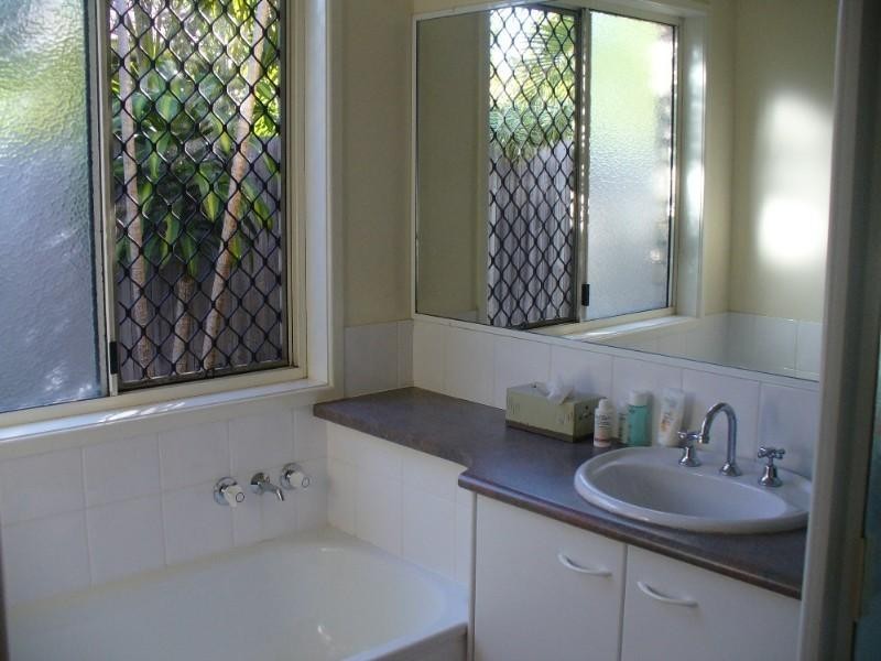 Castaways Beach QLD 4567