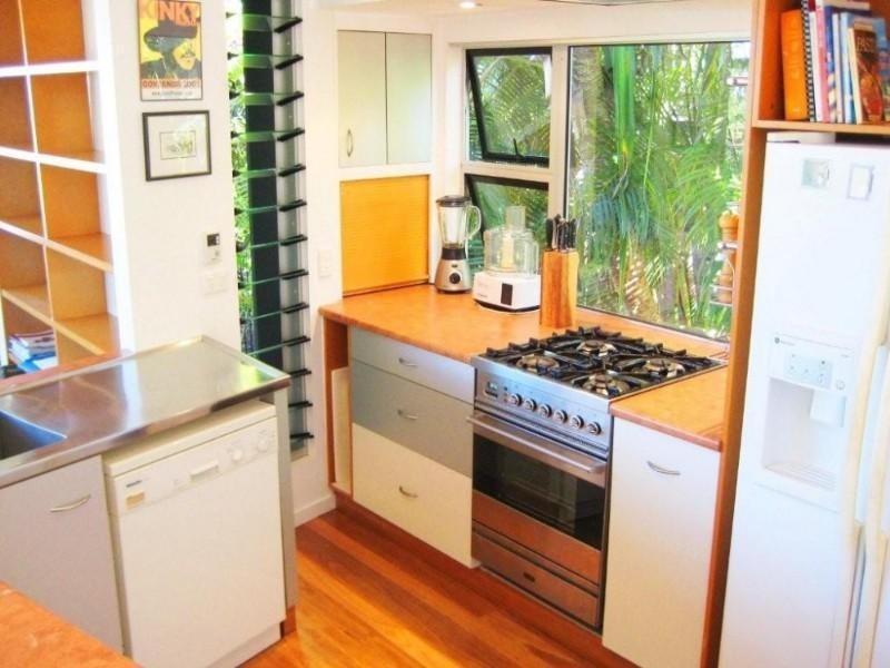 Castaways Beach QLD 4567